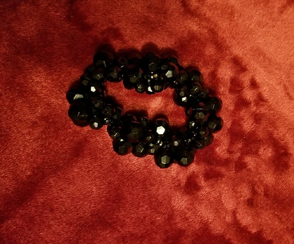 SOLD! Jewelry - Picture 2 of 2